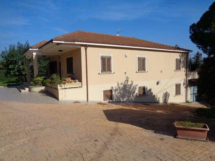 Asta in Comune di Cepagatti