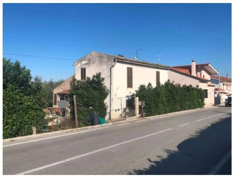 Asta in Comune di Nocciano